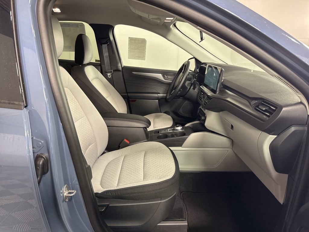 New 2026 Ford Escape Active w/ Tech Pack #1 AWD/4WD image 16