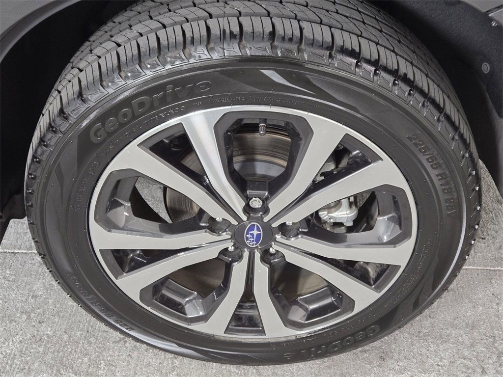 Certified 2022 Subaru Forester Limited w/ Popular Package #3 image 13