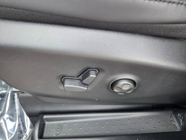 New 2026 Chrysler Pacifica Select FWD image 4