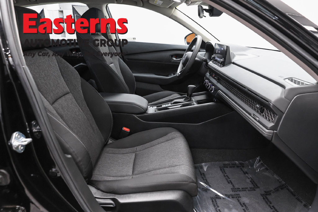 Used 2023 Honda Accord LX image 25
