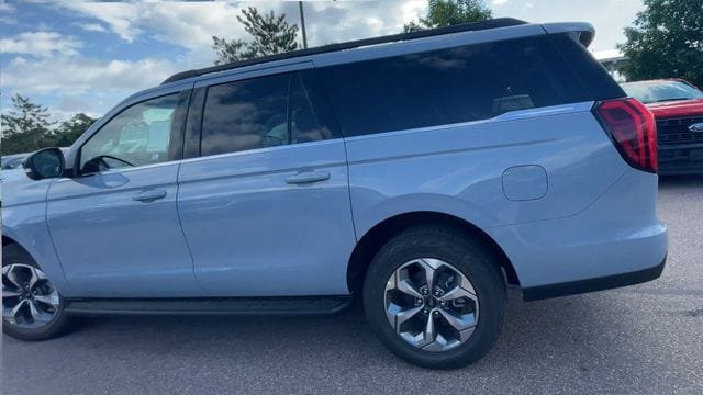New 2027 Ford Expedition Max Active AWD/4WD image 4