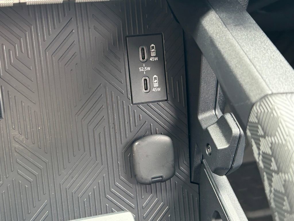 Used 2025 Toyota 4Runner 4WD image 36