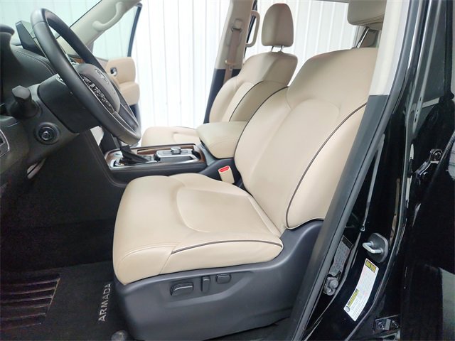 Used 2024 Nissan Armada SL w/ Captain's Chairs Package image 19