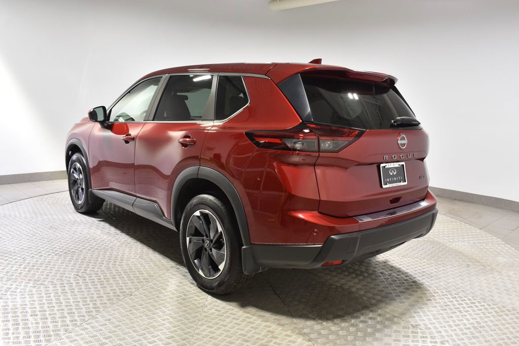 Used 2025 Nissan Rogue SV image 8