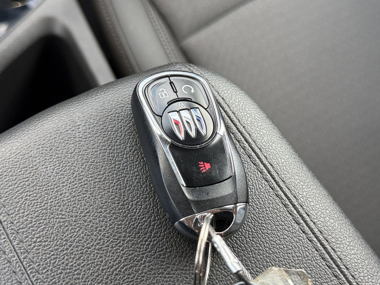 Used 2025 Buick Encore GX Preferred image 22