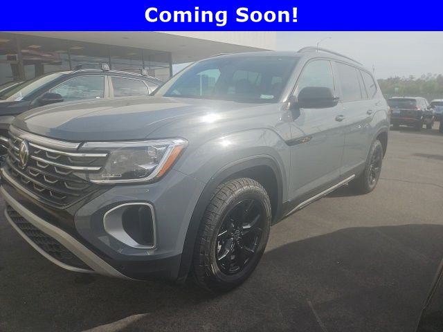 Used 2025 Volkswagen Atlas Peak Edition SE