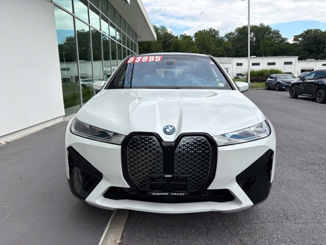 Certified 2024 BMW iX xDrive50 w/ Sport Package AWD/4WD image 4
