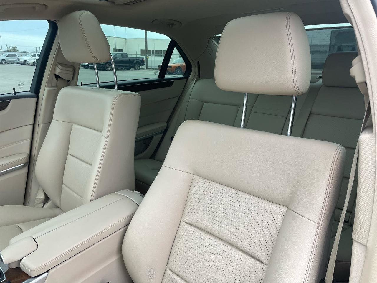 Used 2014 Mercedes-Benz E 350 Sedan image 12