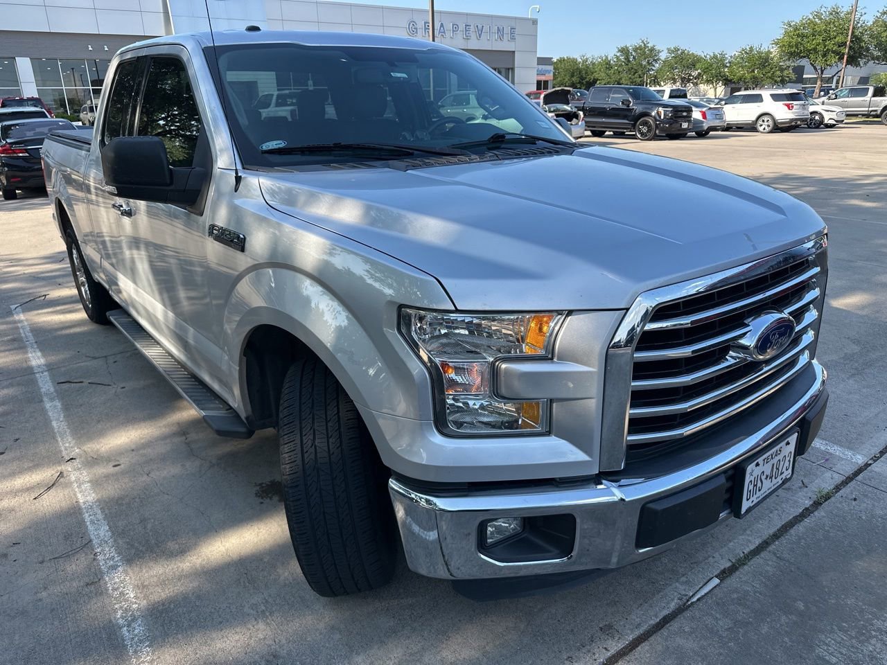 Used 2015 Ford F150 XLT w/ Equipment Group 301A Mid RWD image 3
