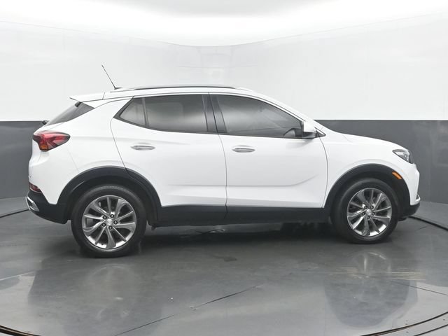 Used 2021 Buick Encore GX Essence w/ Experience Buick Package FWD image 6