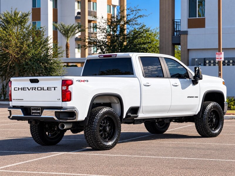 Used 2021 Chevrolet Silverado 2500 LT w/ Fleet Comfort Package AWD/4WD image 3