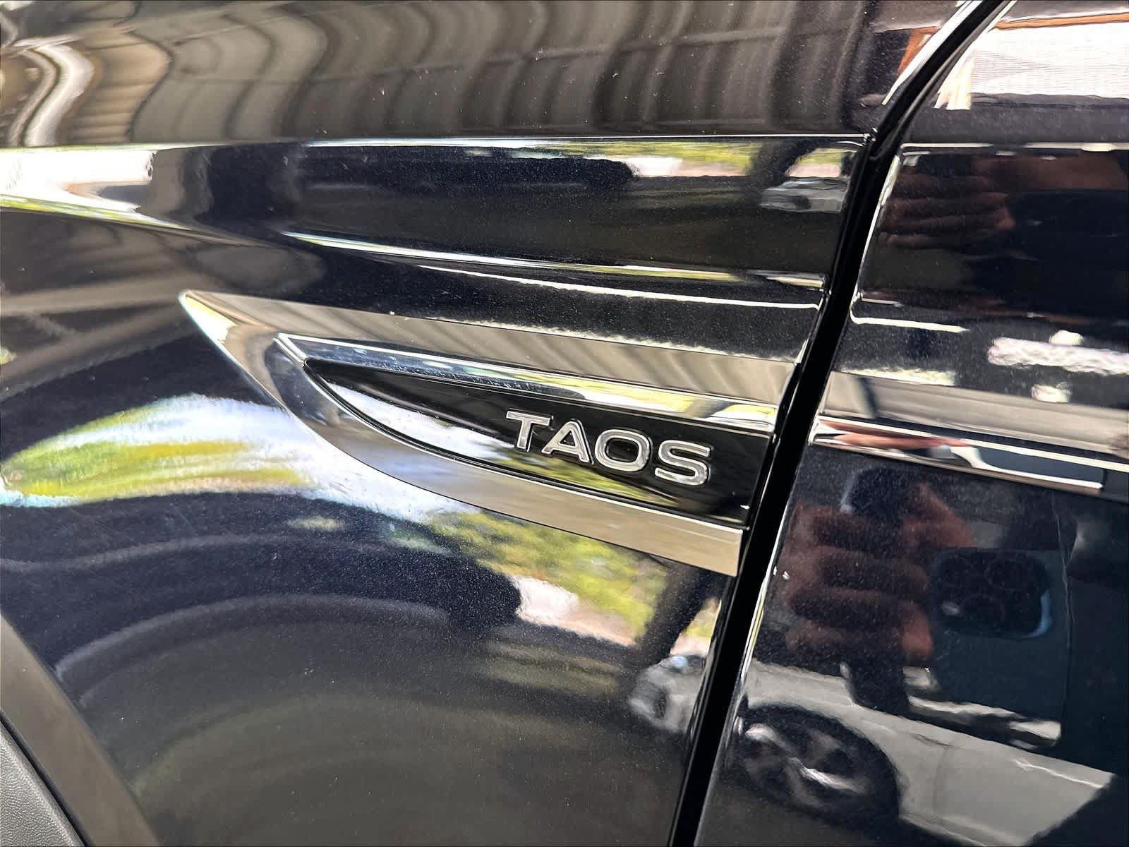 Used 2023 Volkswagen Taos SE FWD image 33