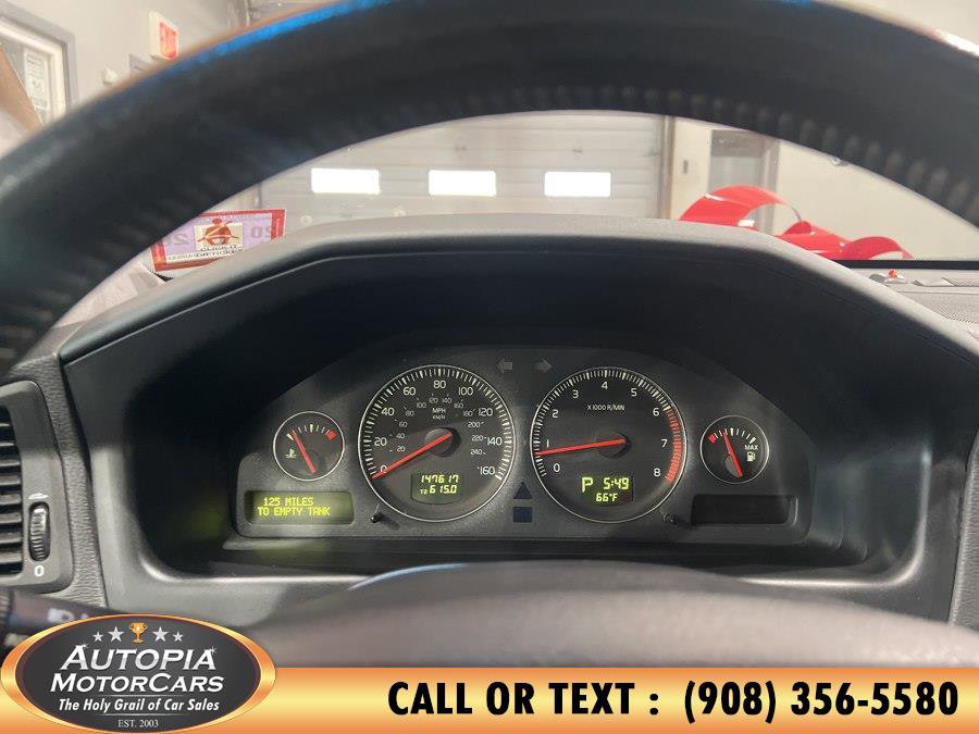 Used 2005 Volvo XC70 image 22