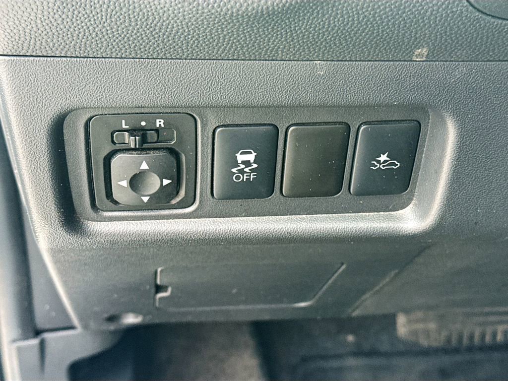 Used 2024 Mitsubishi Mirage ES FWD image 11