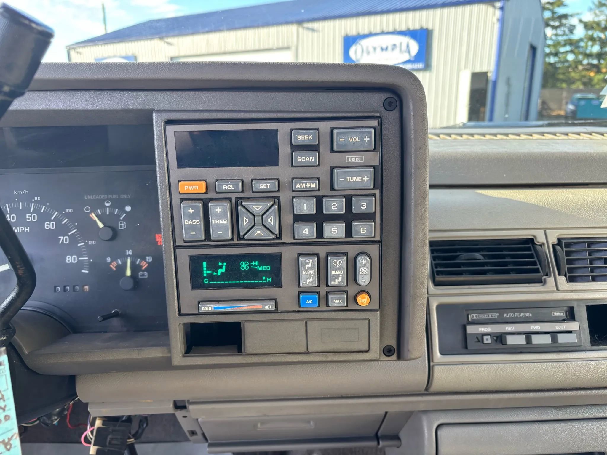 Used 1994 Chevrolet Silverado 1500 4x4 Regular Cab image 10