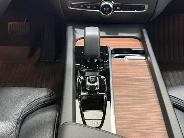 Used 2024 Volvo S60 B5 Ultimate w/ Climate Package AWD/4WD image 11