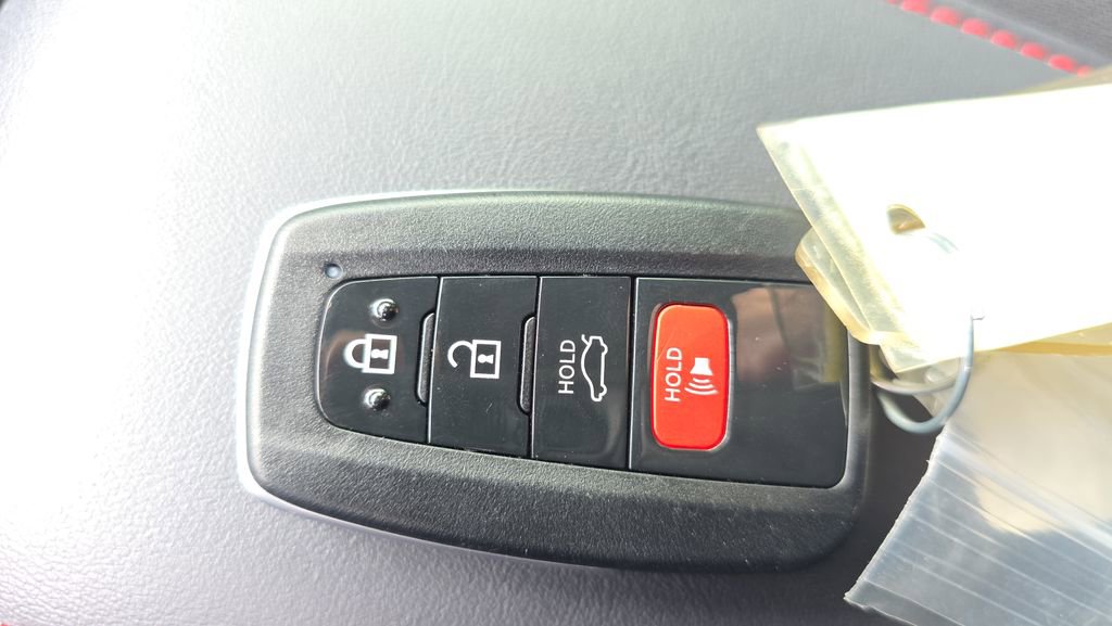 Used 2024 Toyota Corolla SE image 36