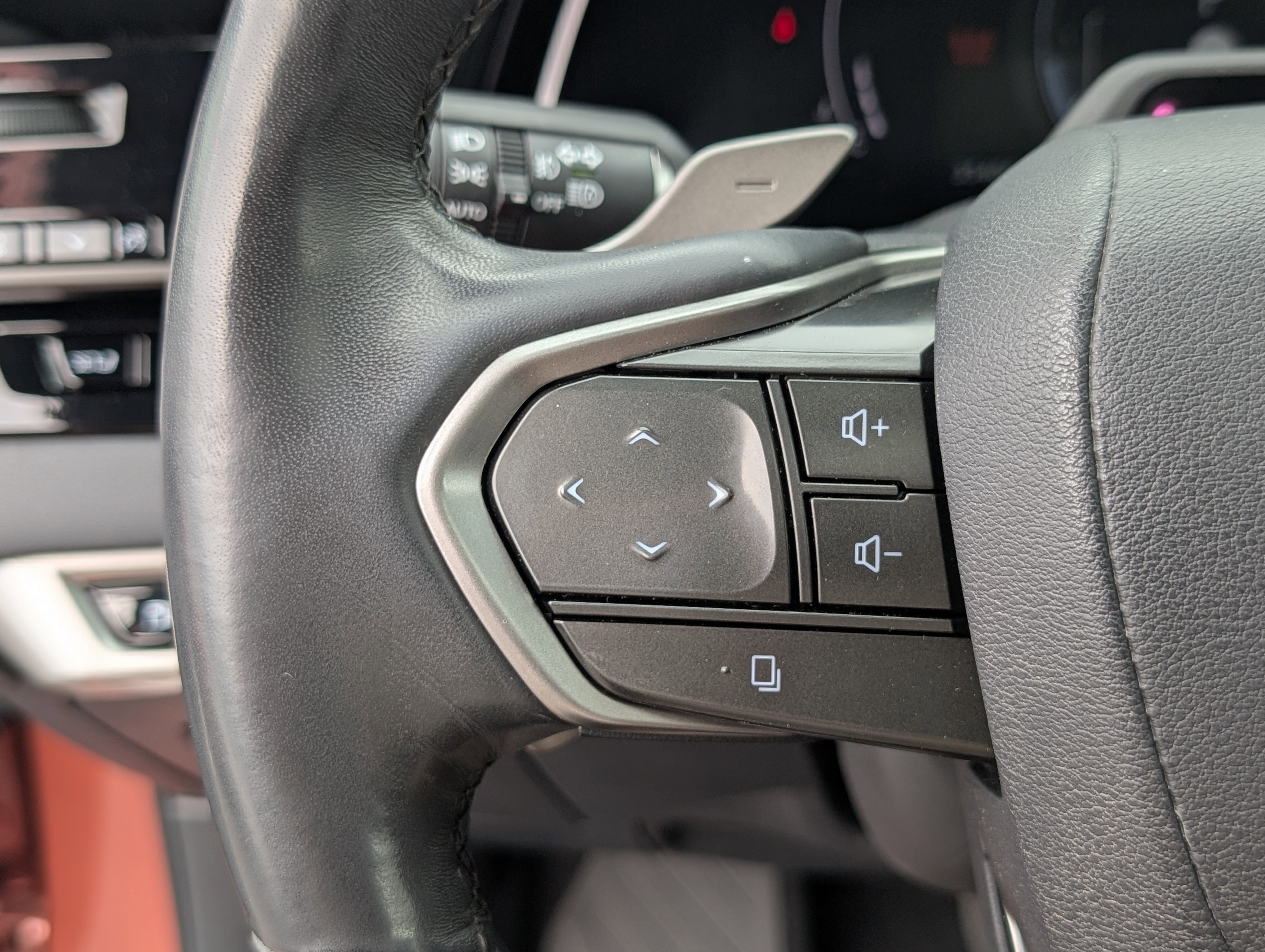 Used 2023 Lexus RX 350 Premium Plus w/ Accessory Package (Z1) image 23