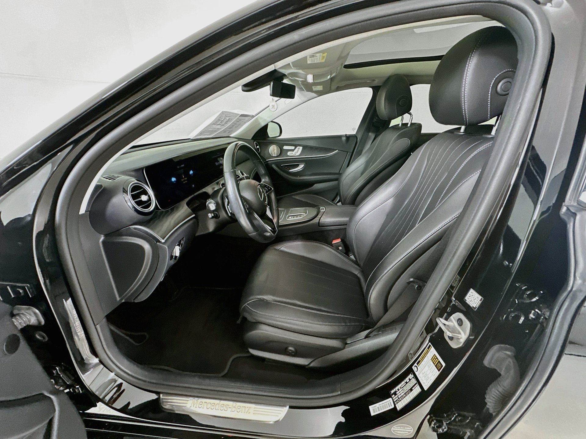 Certified 2023 Mercedes-Benz E 350 4MATIC Sedan image 23