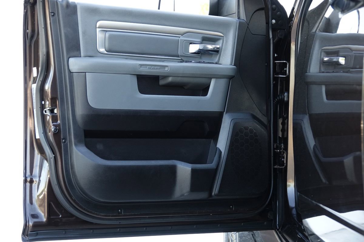 Used 2017 RAM 2500 Lone Star image 23