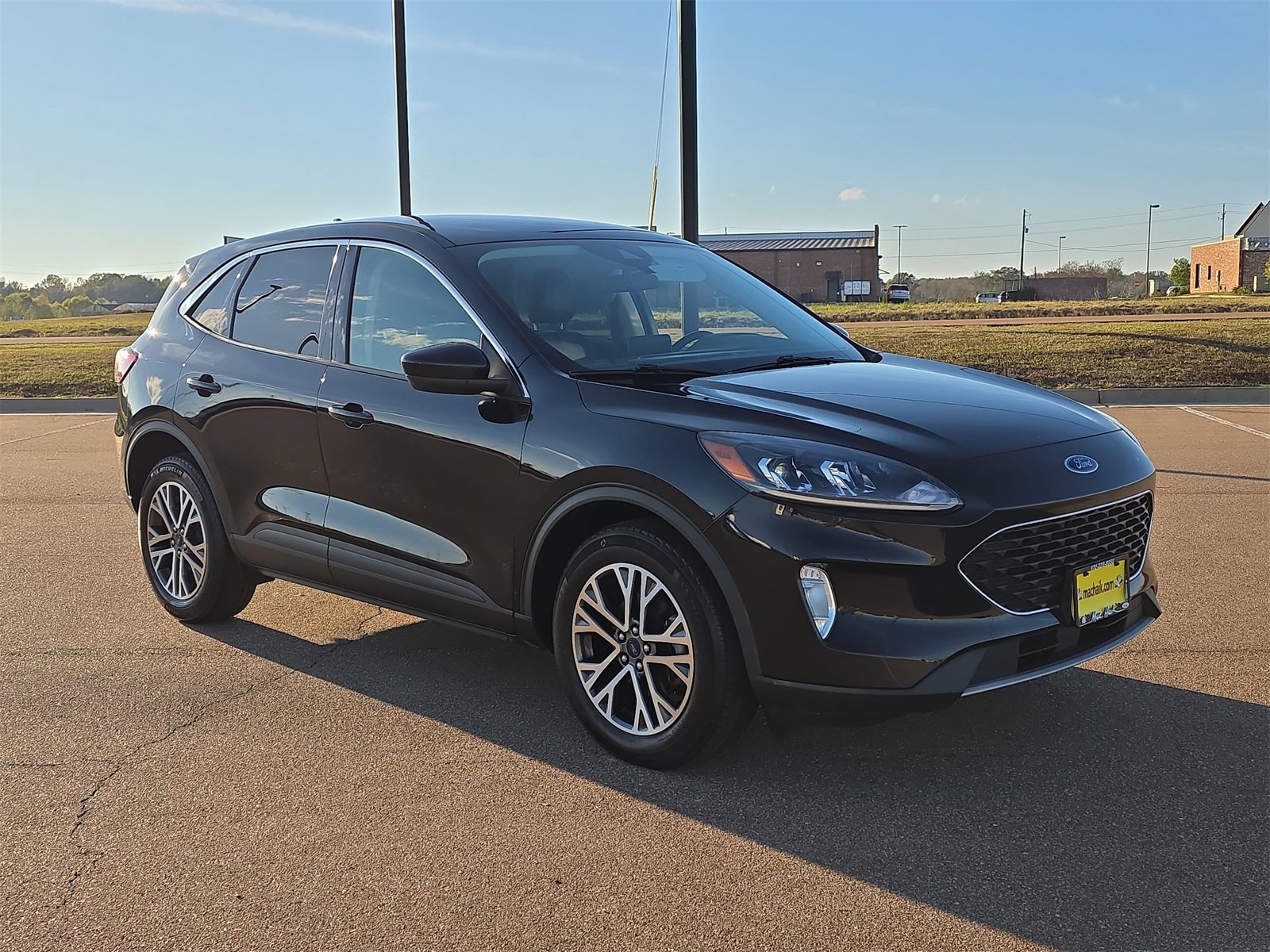 Used 2022 Ford Escape SEL image 3