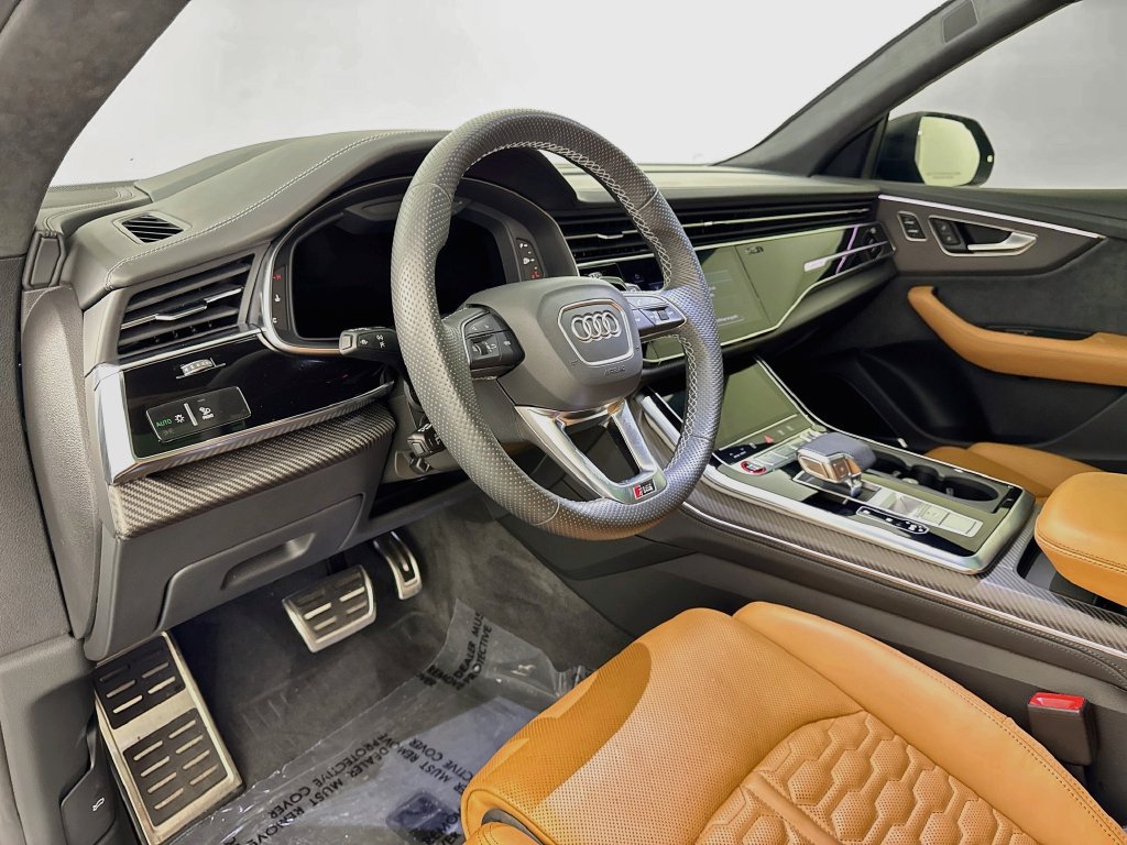 Used 2026 Audi RS Q8 performance AWD/4WD image 9