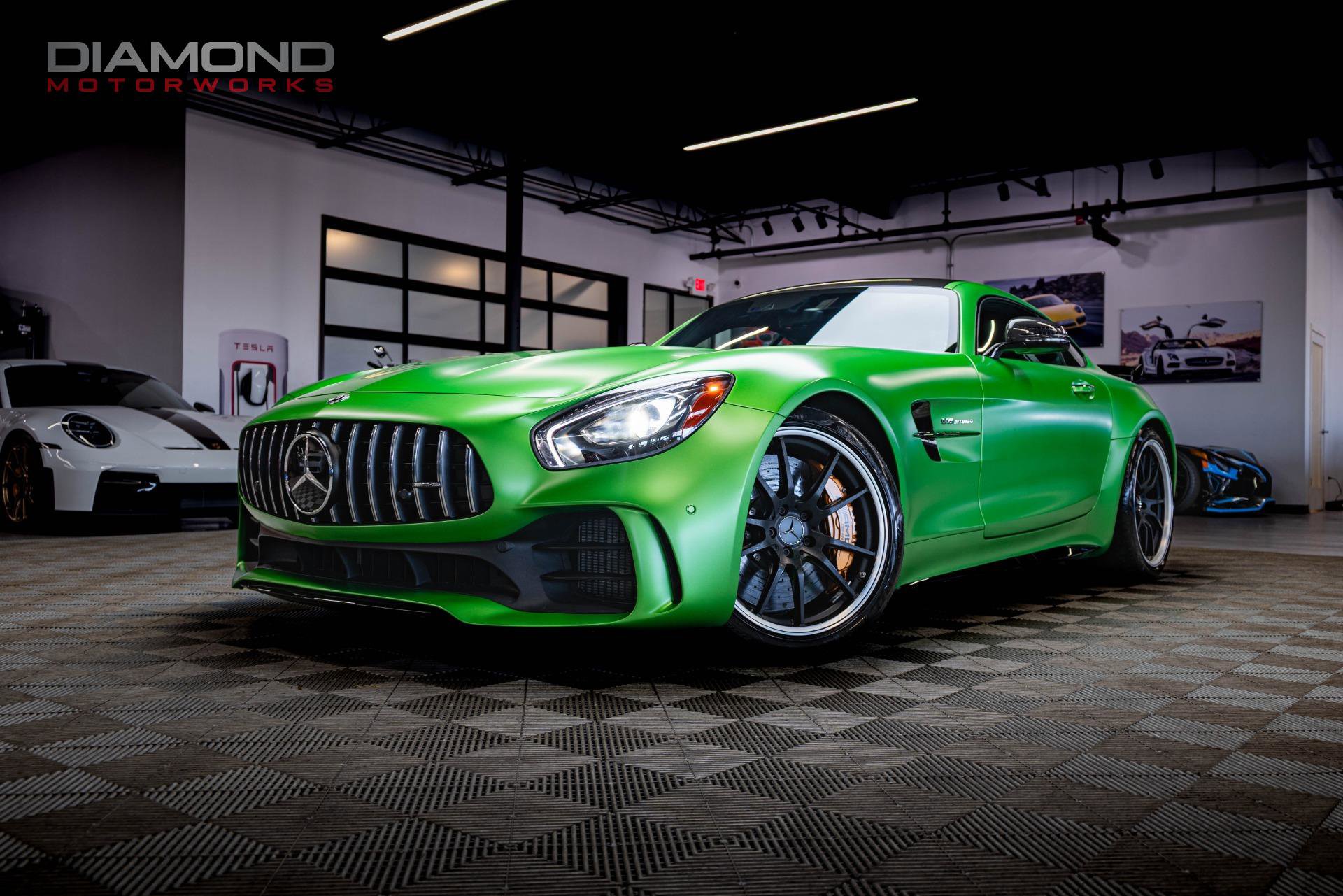 Used 2018 Mercedes-Benz AMG GT R image 30