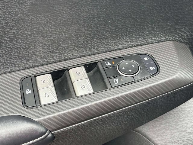 Used 2023 Mitsubishi Outlander ES FWD image 8