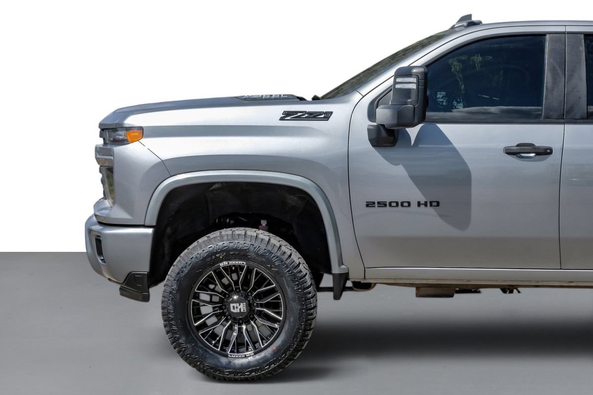 Used 2024 Chevrolet Silverado 2500 Custom w/ Custom Value Package AWD/4WD image 11