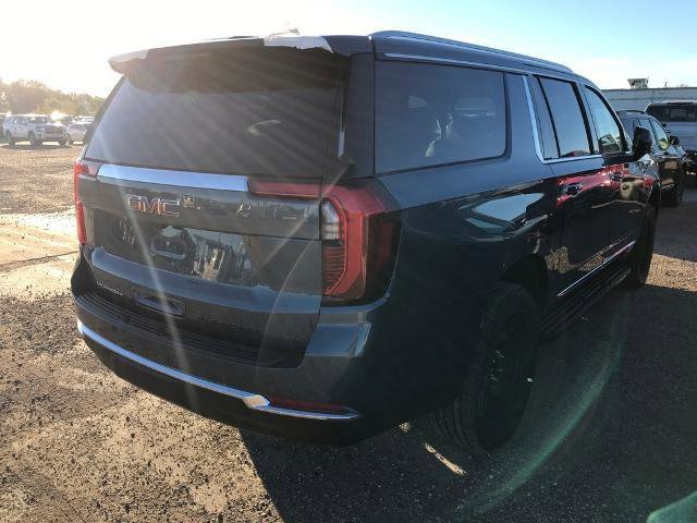 New 2026 GMC Yukon XL Elevation image 3