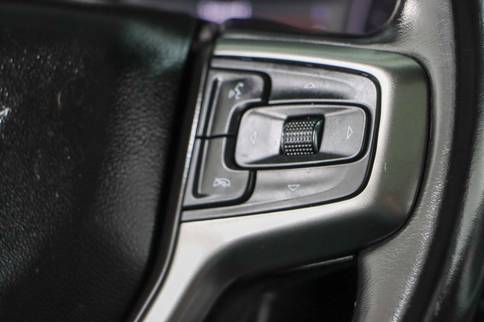 Used 2021 Chevrolet Tahoe LT w/ Rear Media and Nav Package image 15