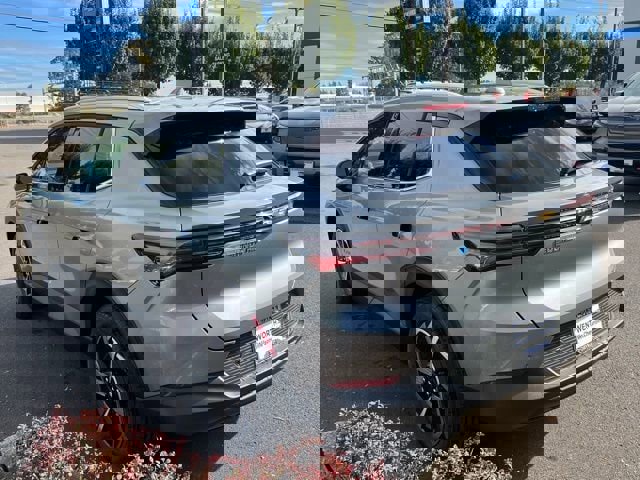 New 2026 Chevrolet Equinox EV LT image 5