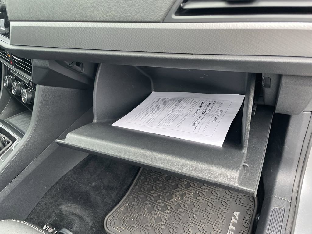 Certified 2021 Volkswagen Jetta SE image 33
