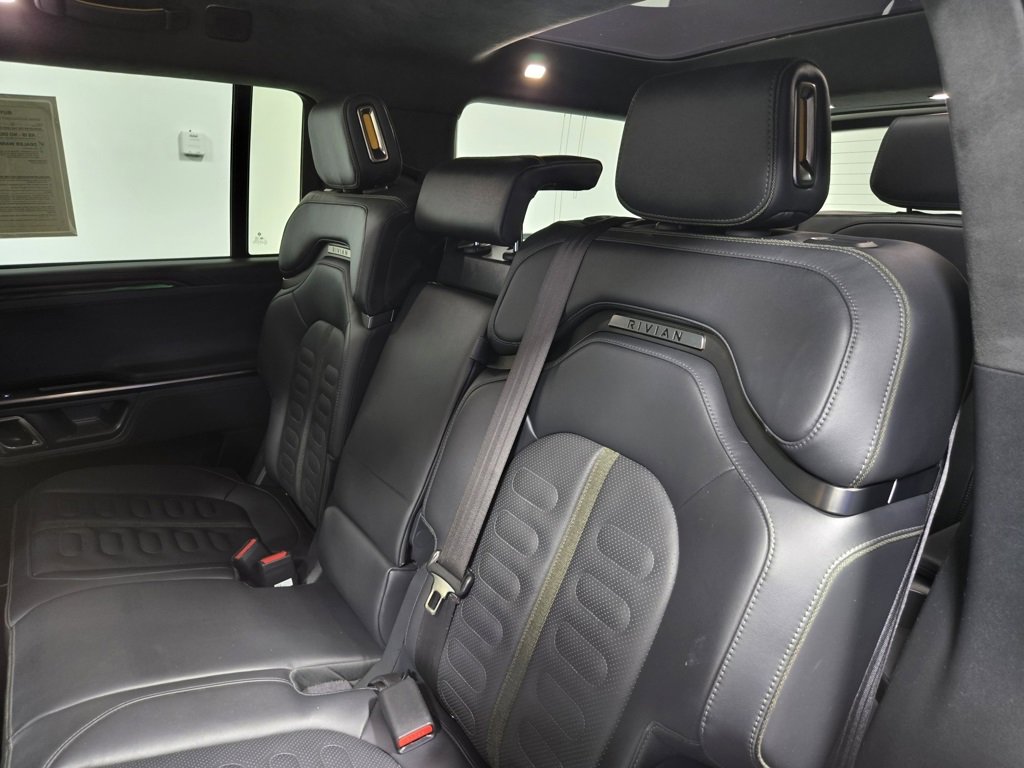 Used 2022 Rivian R1S Launch Edition image 30