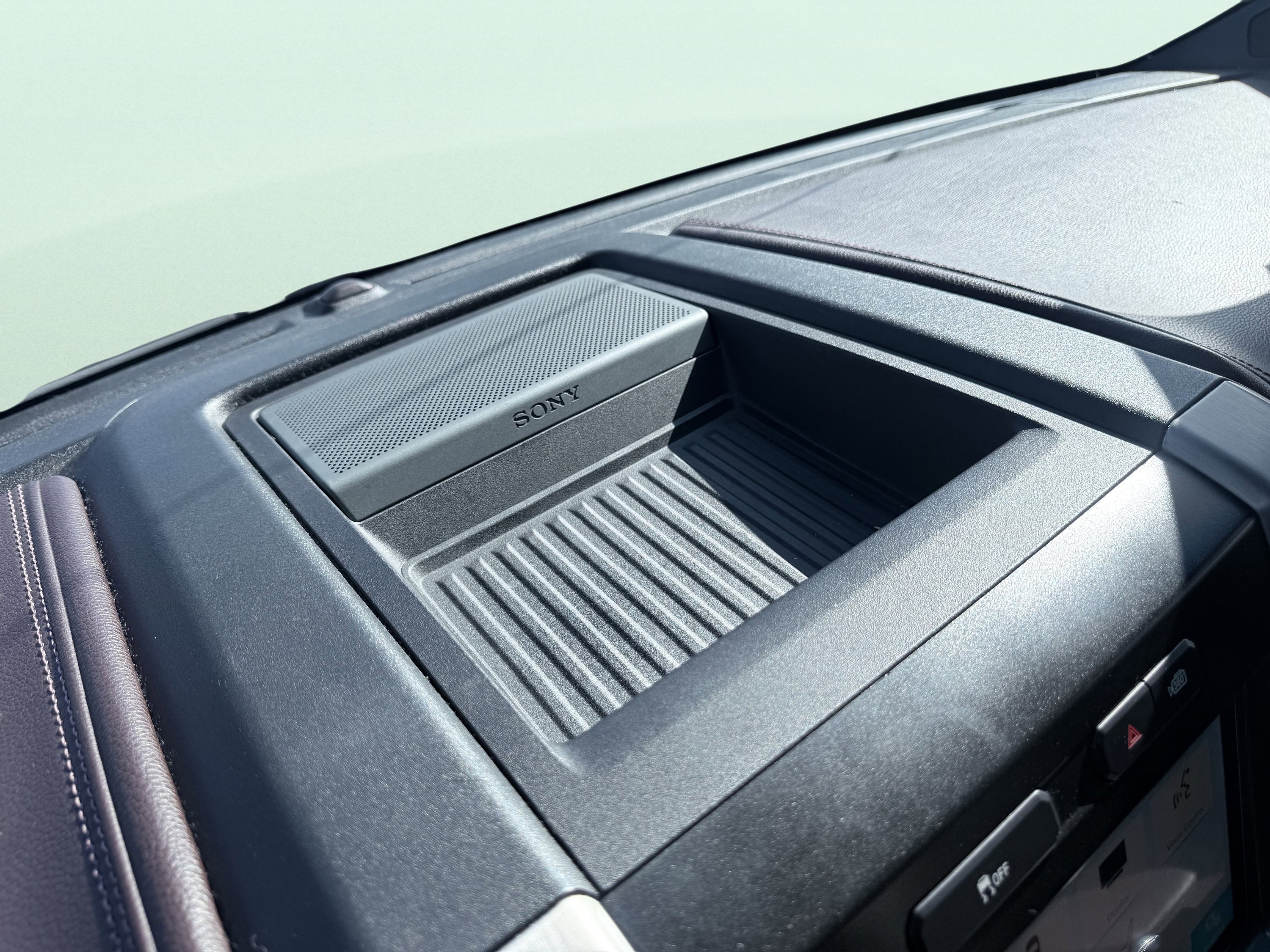 Used 2016 Ford F150 Platinum w/ Equipment Group 701A Luxury image 49