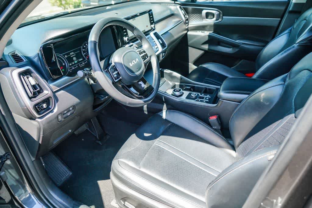 Certified 2023 Kia Sorento EX FWD image 16