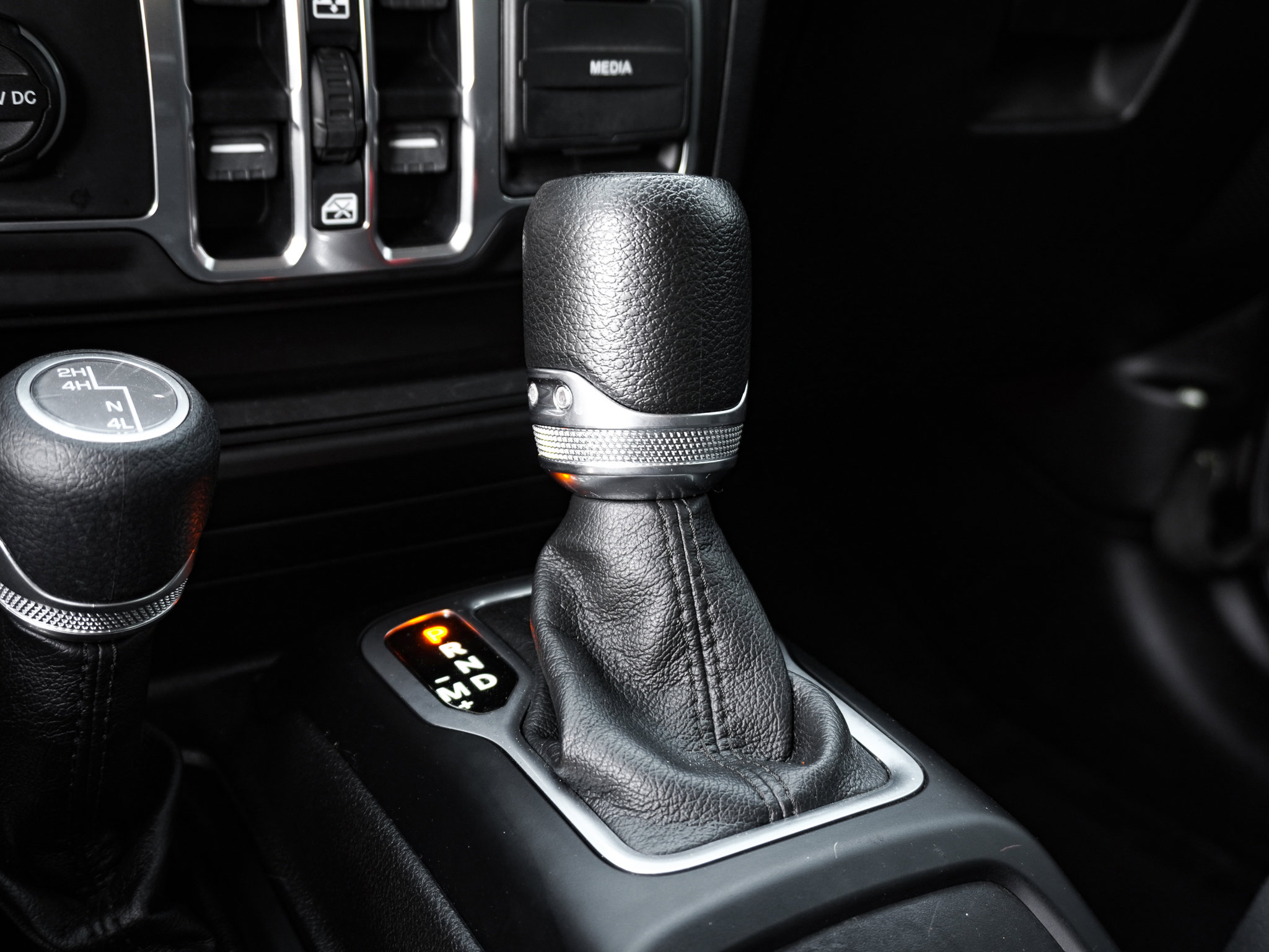 Used 2018 Jeep Wrangler Unlimited Sport S image 27