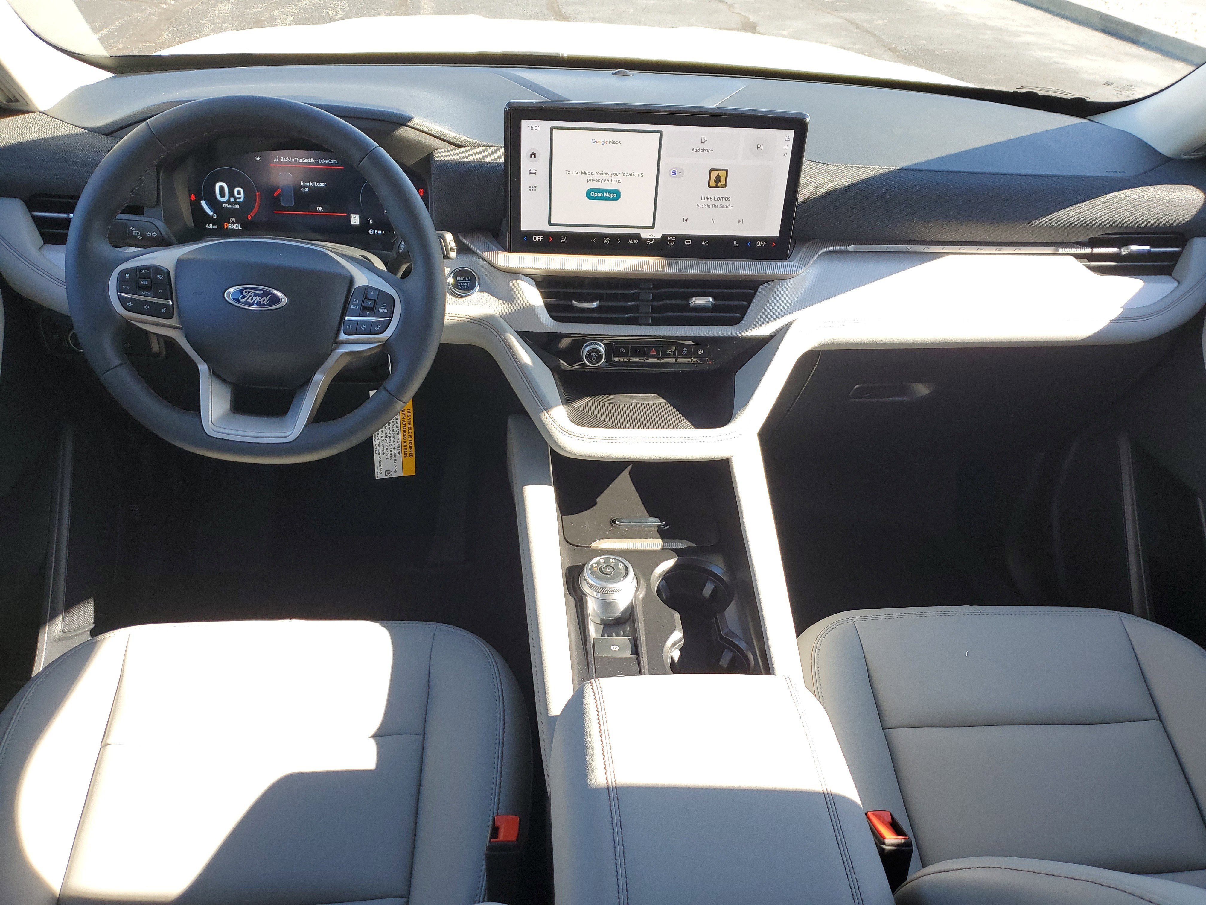 New 2025 Ford Explorer Active w/ Active Comfort Package image 15