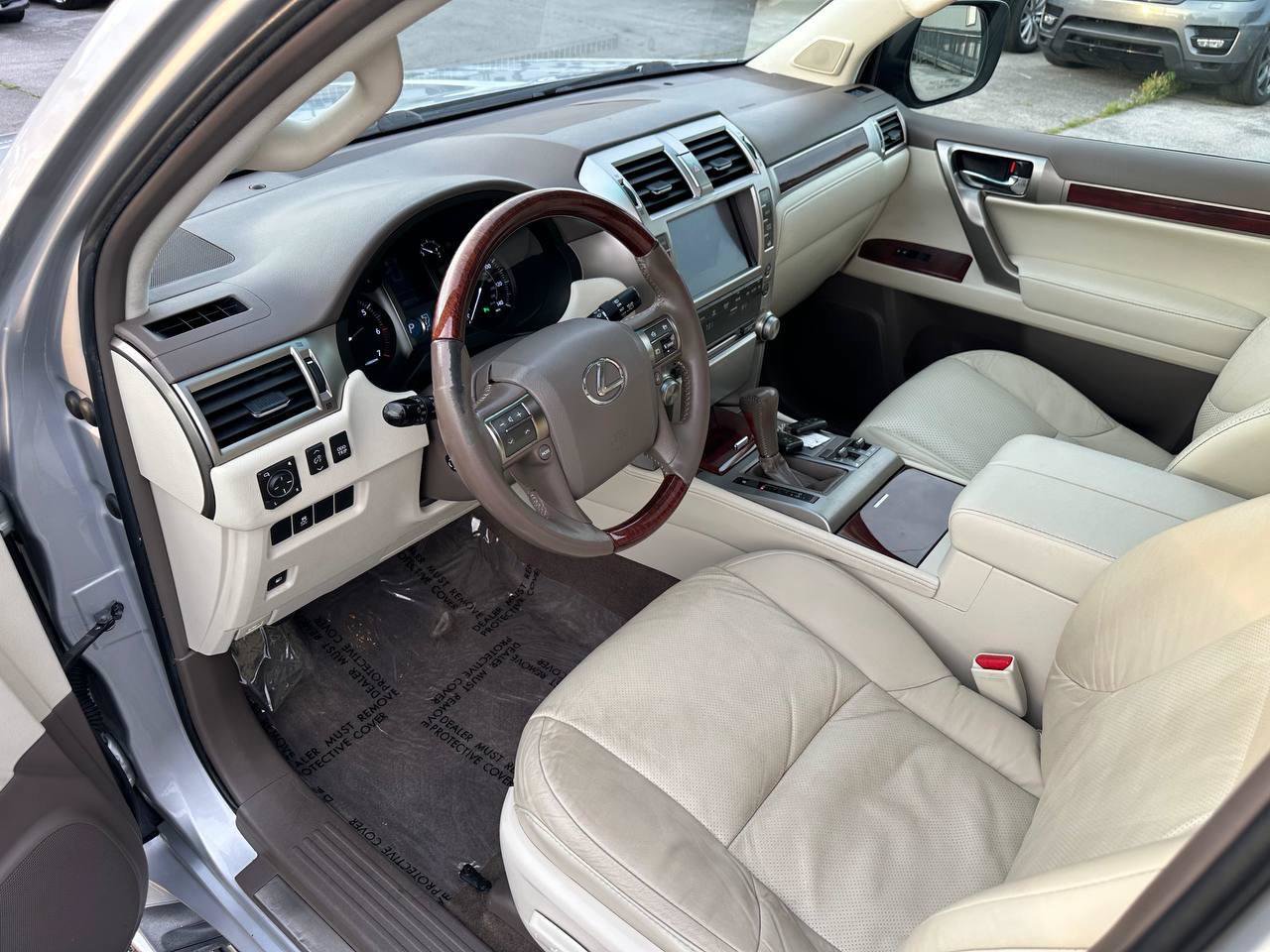 Used 2012 Lexus GX 460 w/ Comfort Plus Pkg AWD/4WD image 15