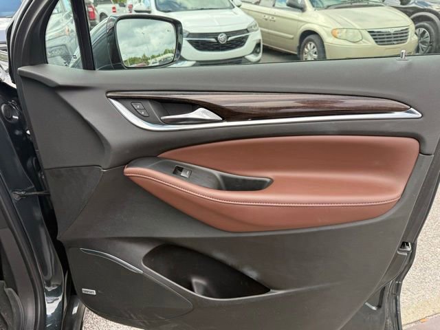 Used 2021 Buick Enclave Avenir w/ Avenir Technology Package image 17