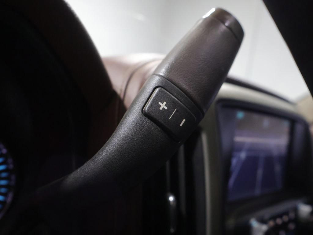 Used 2014 Chevrolet Silverado 1500 High Country image 39