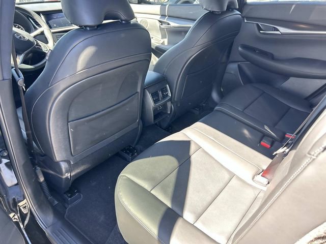 Certified 2025 INFINITI QX55 Luxe image 21