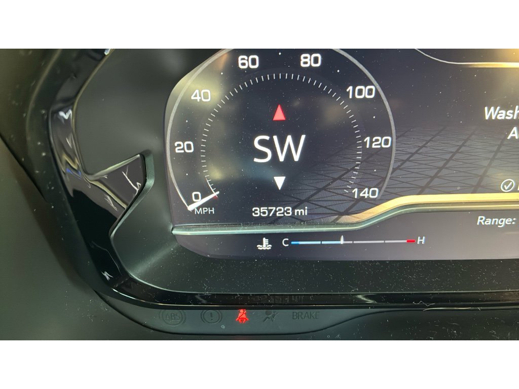 Used 2022 GMC Yukon Denali image 16