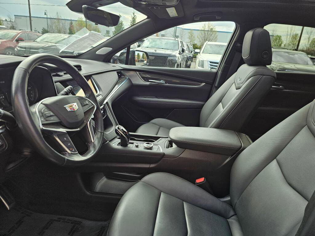 Certified 2023 Cadillac XT5 Sportv w/ Technology Package image 24