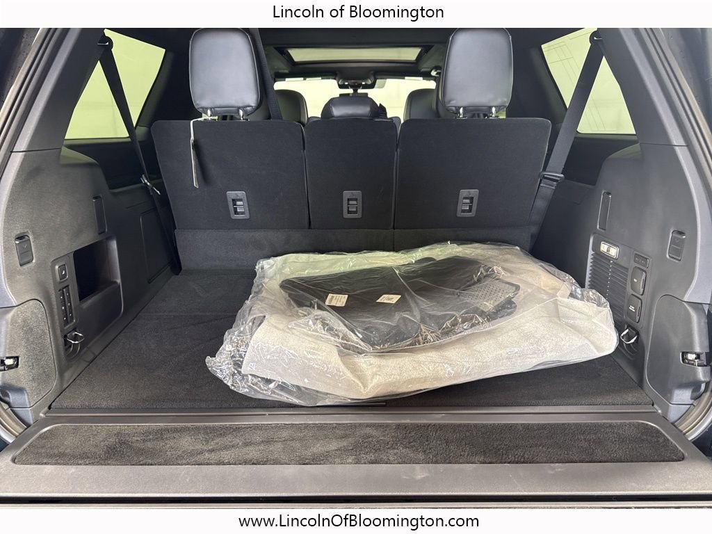New 2025 Lincoln Navigator L Reserve w/ Jet Appearance Package image 64
