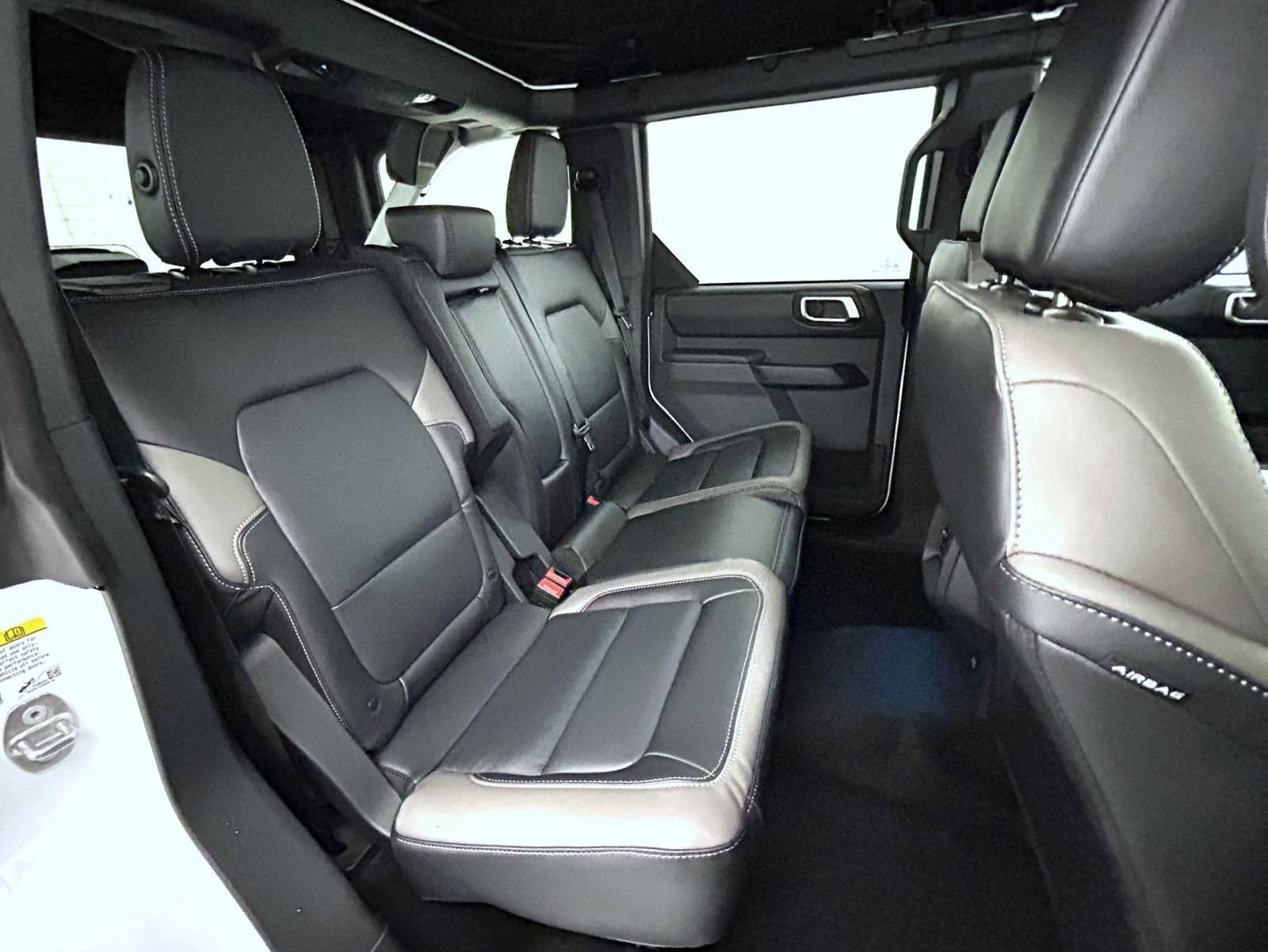 New 2026 Ford Bronco Outer Banks AWD/4WD image 18