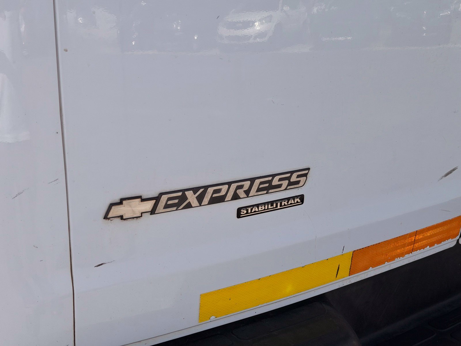 Used 2016 Chevrolet Express 2500 RWD image 10