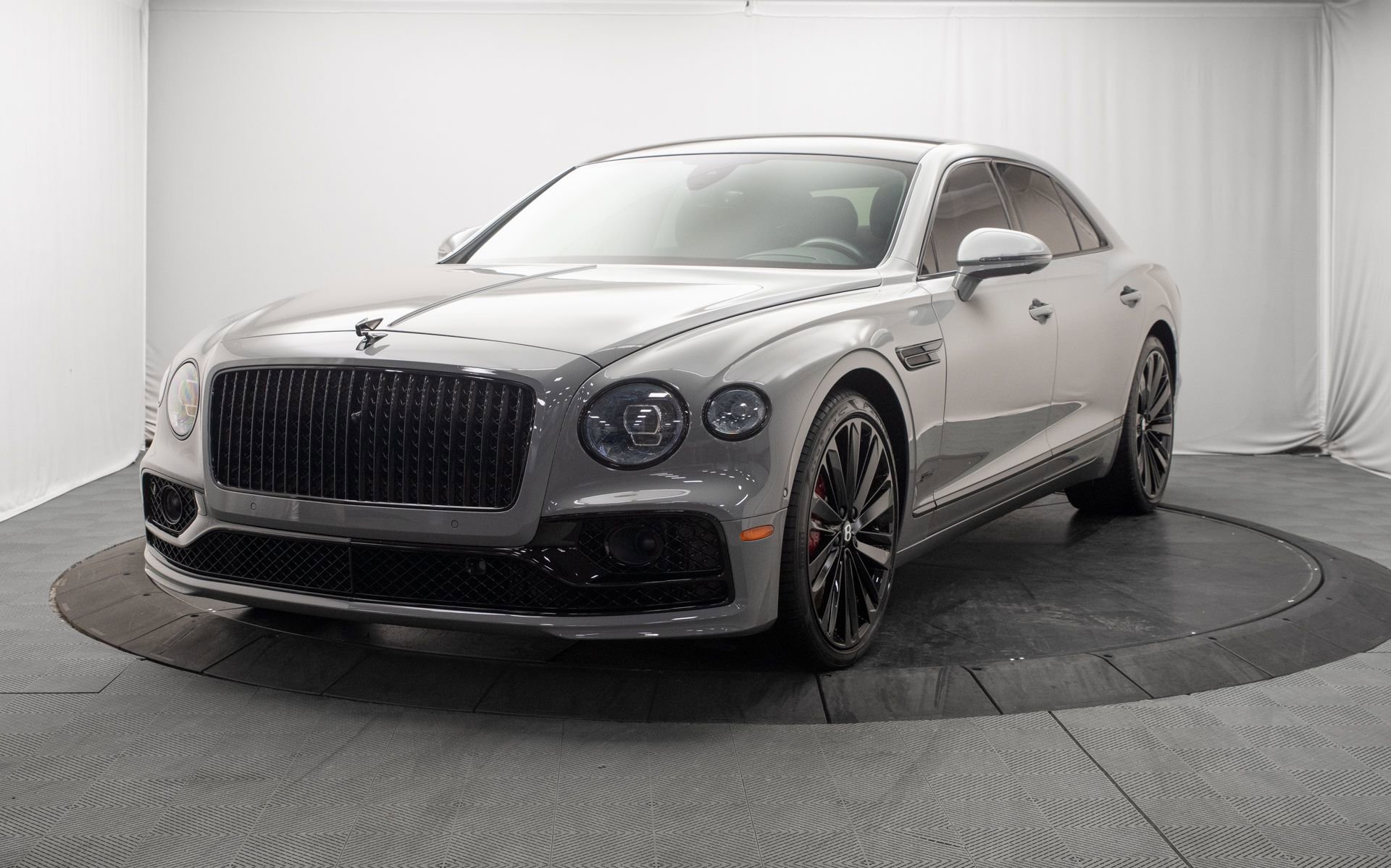 Used 2023 Bentley Flying Spur W12 image 7