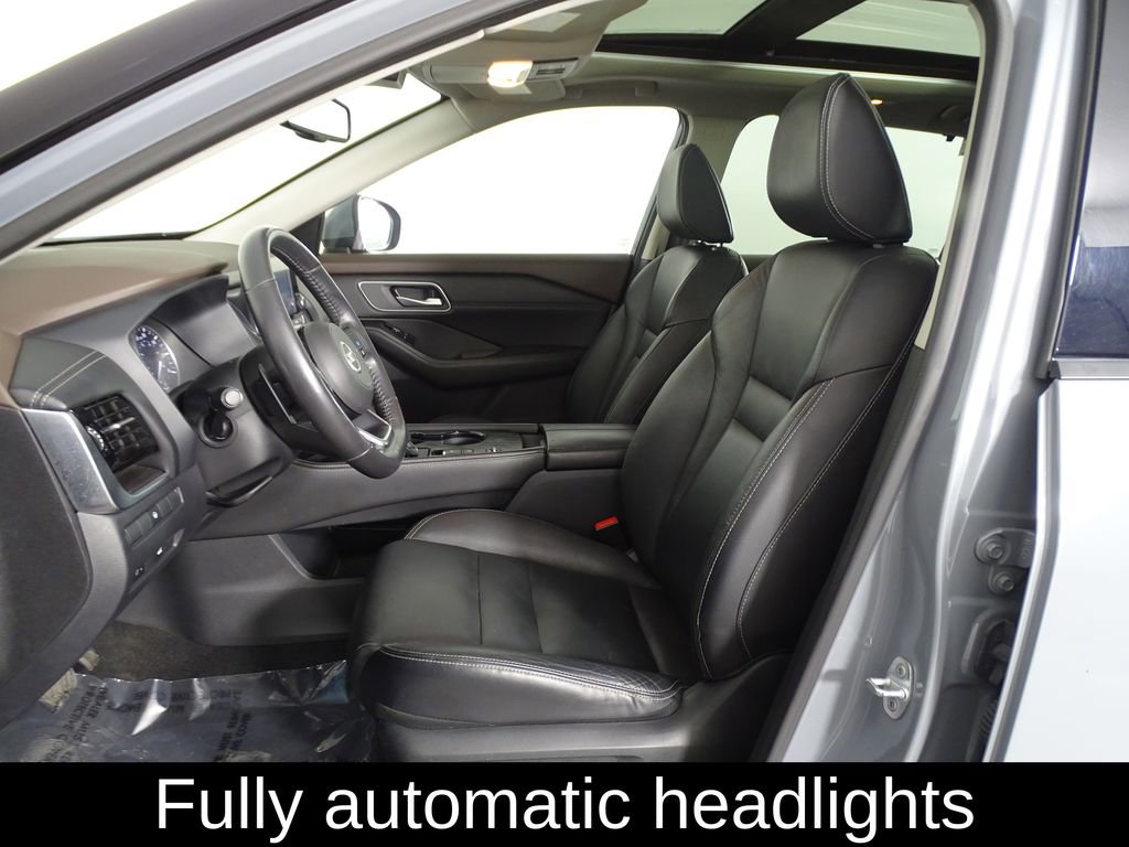 Used 2021 Nissan Rogue SL image 11