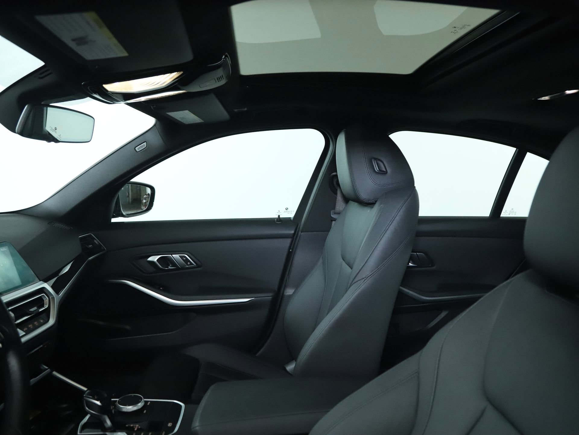 Used 2021 BMW 330e xDrive w/ Premium Package image 22